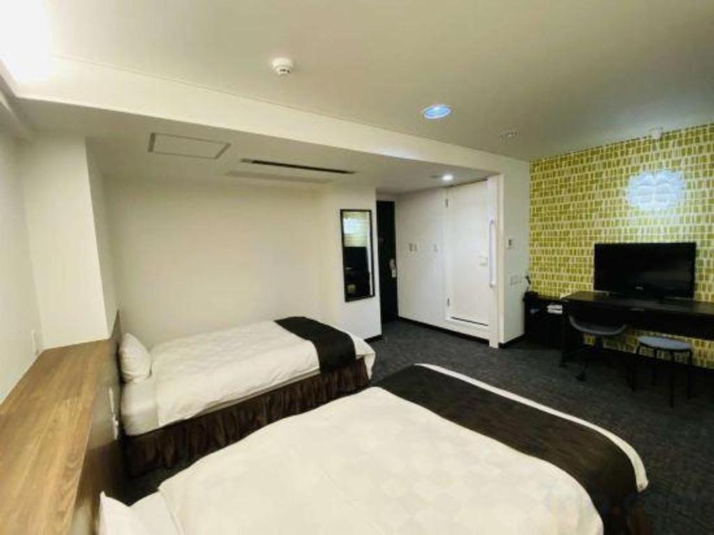 Miyakonojo Sun Plaza Hotel Exterior photo