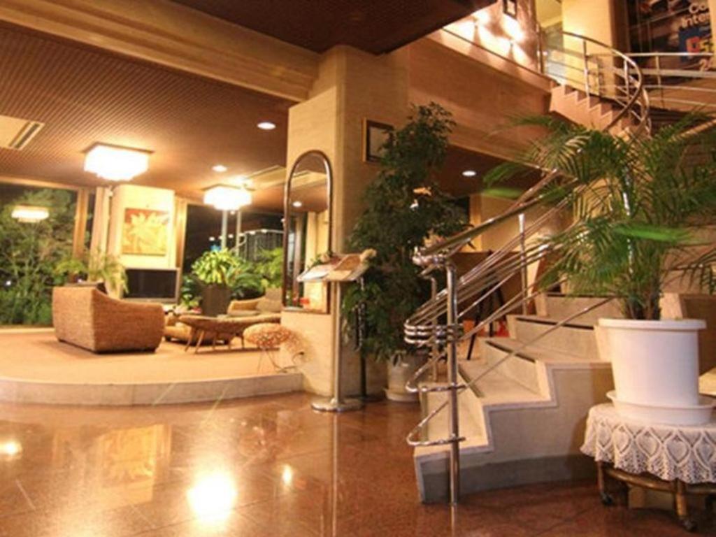 Miyakonojo Sun Plaza Hotel Exterior photo